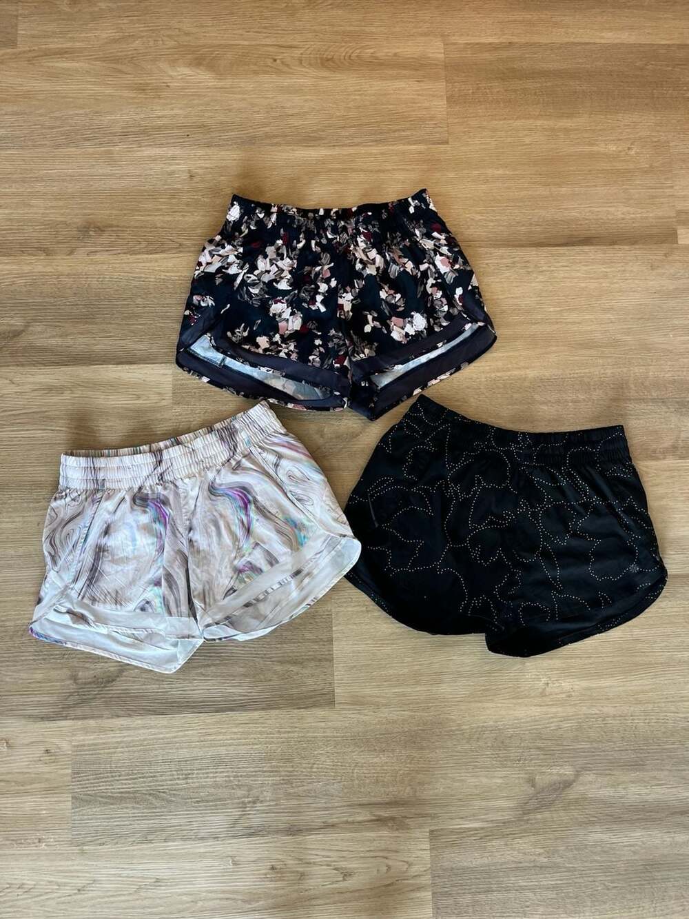 (3)Athleta Girls XS Run With It Shorts,Floral/ Marble,Reflect,Activewear,Running